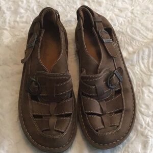 Men’s Air Walkers Size 12 Sandals